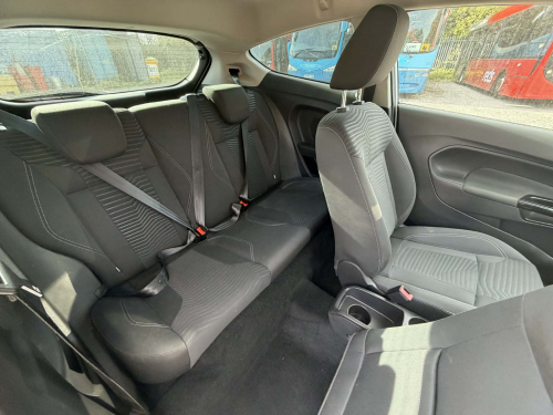 Ford FIESTA image 9