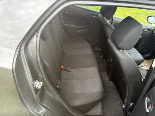 Mazda 2 image 12