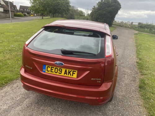 Ford Focus image 5