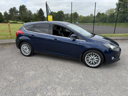 Ford FOCUS image 2