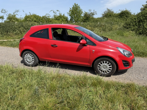 Vauxhall CORSA image 2
