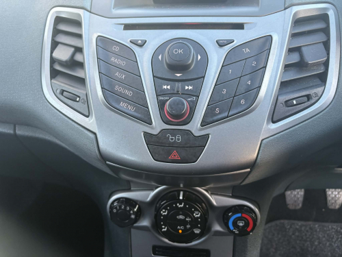 Ford Fiesta image 18