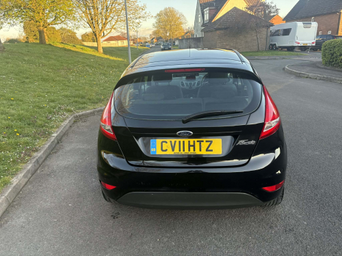 Ford Fiesta image 4