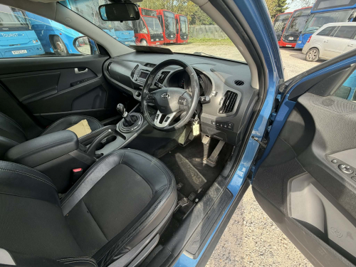 Kia SPORTAGE image 6