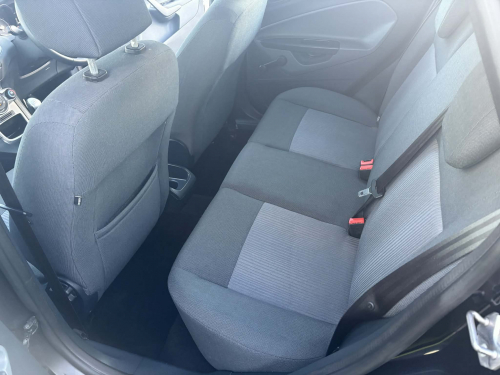 Ford Fiesta image 14