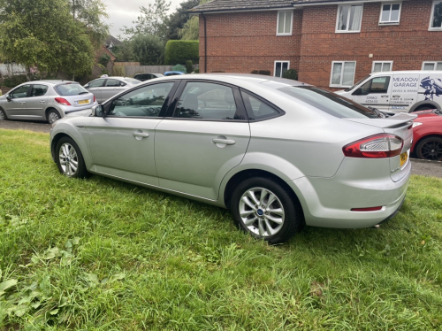 Ford MONDEO image 7