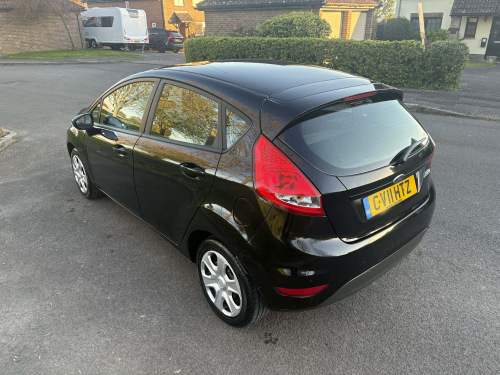 Ford Fiesta image 5
