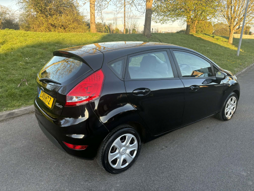 Ford Fiesta image 3