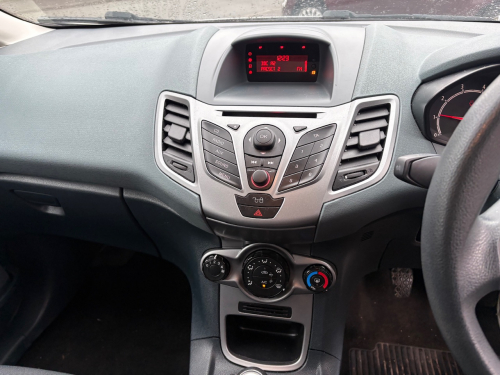 Ford fiesta image 18