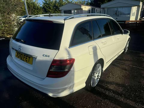 Mercedes - Benz C CLASS C250 CGI image 4