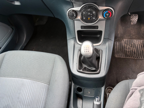 Ford fiesta image 19