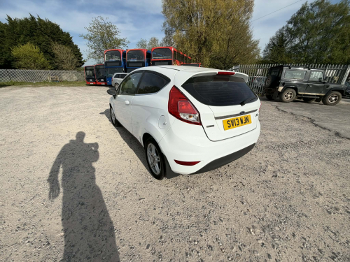 Ford FIESTA image 6