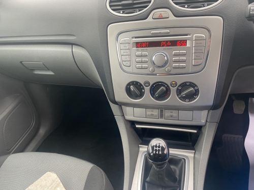 Ford Focus image 21