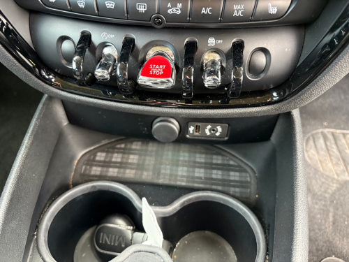 Mini COUNTRYMAN image 23