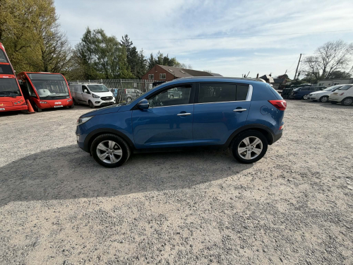 Kia SPORTAGE image 3